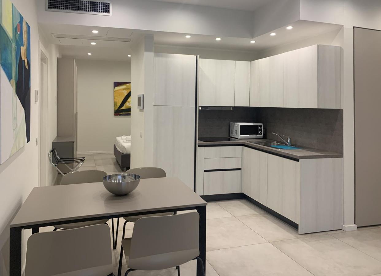 Casa Vacanze Residence Ideale Suites And Apartments Αλάσιο Εξωτερικό φωτογραφία