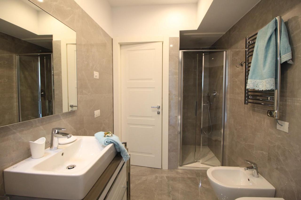 Casa Vacanze Residence Ideale Suites And Apartments Αλάσιο Εξωτερικό φωτογραφία
