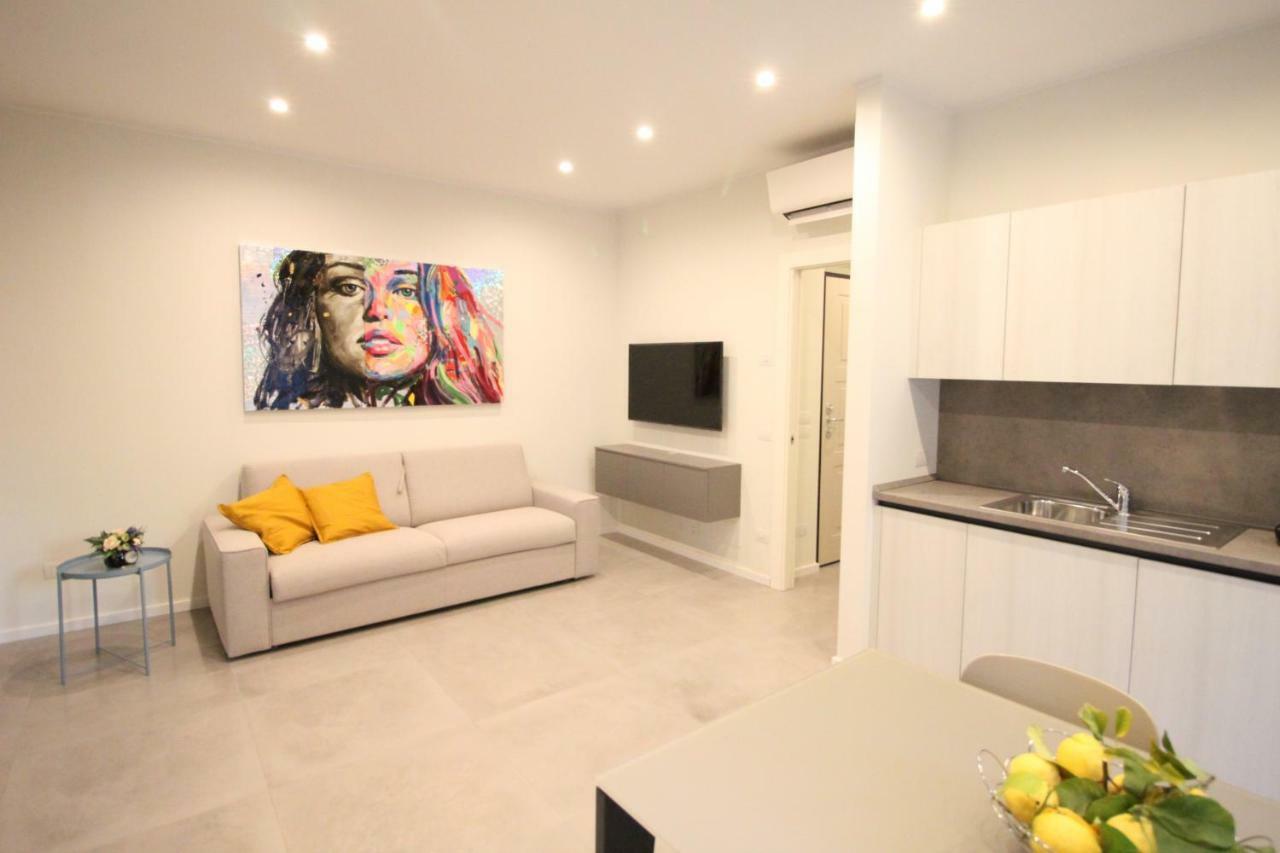 Casa Vacanze Residence Ideale Suites And Apartments Αλάσιο Εξωτερικό φωτογραφία